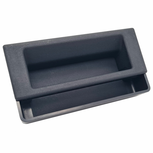 Recessed handle